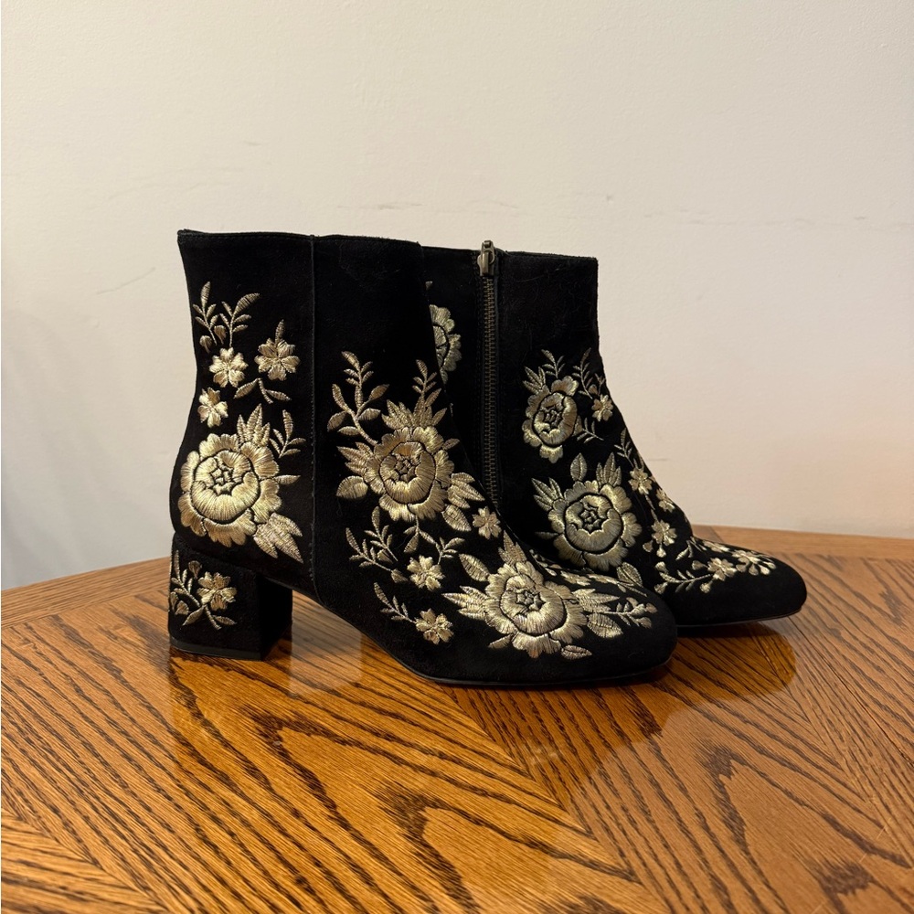 Johnny Was Black and Cream Floral Ankle Boots